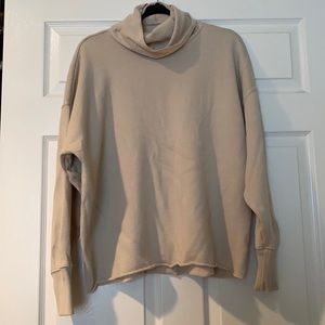 NWOT Aerie turtleneck sweatshirt